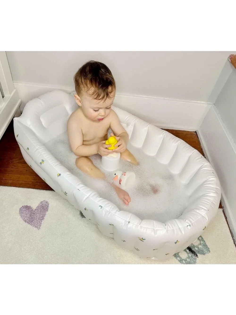 Portable Inflatable Bathtub for Toddlers - Easy Storage Baby Tub with Air Pump
